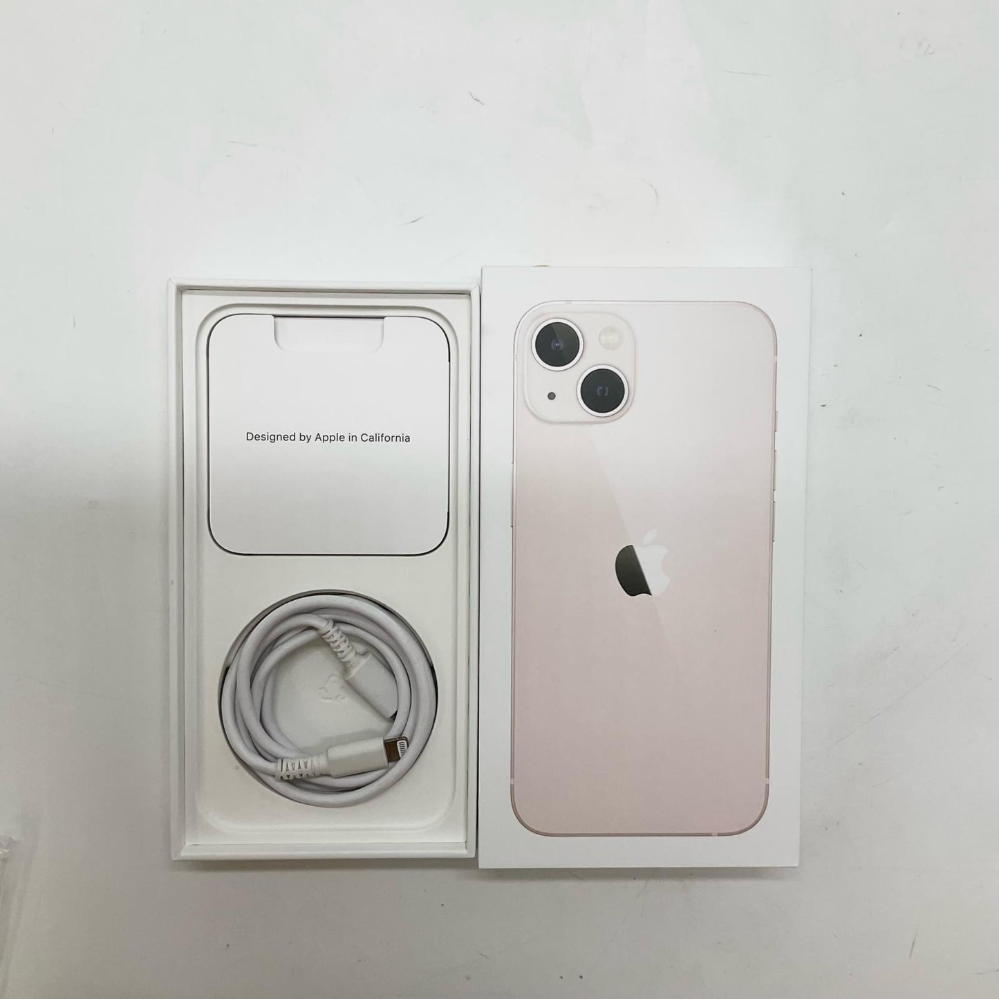 【全額返金保証】【最速発送】Apple iPhone iPhone 13 128GB ピンク au SIMフリー 白ロム 動作確認済 81%