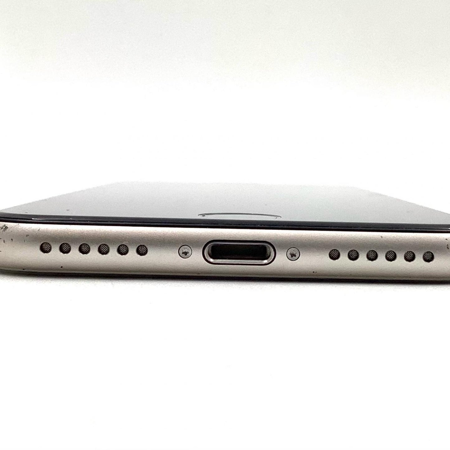 【全額返金保証】【最速発送】Apple iPhone iPhone SE（第3世代） 64GB au SIMフリー 白ロム 動作確認済 81%