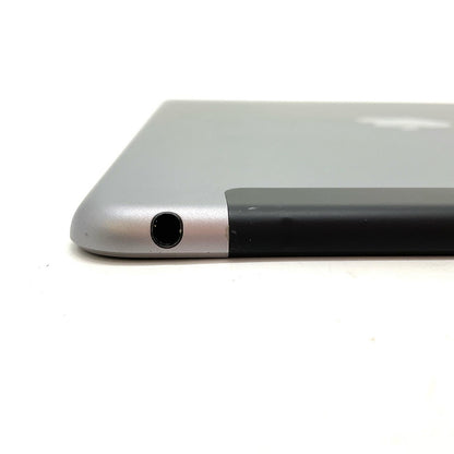 【全額返金保証】【最速発送】Apple iPad Air 9.7インチ 第2世代 16GB スペースグレイ WiFi+Cellular au 白ロム 動作確認済