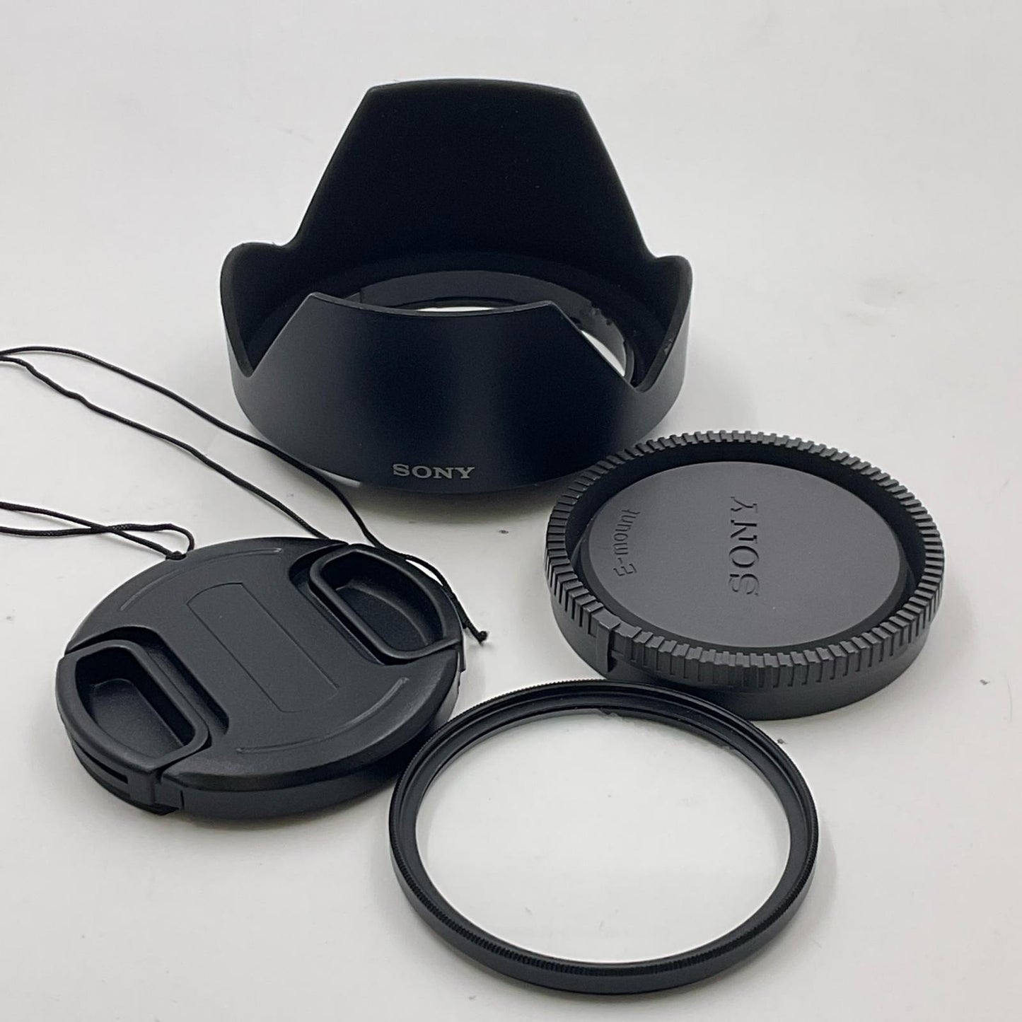 【全額返金保証】【最速発送】Sony FE 28-70mm F3.5-5.6 OSS SEL2870 動作確認済