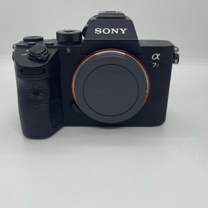 【全額返金保証】【最速発送】Sony デジタル一眼 ILCE-7RM3 ブラック 動作確認済
