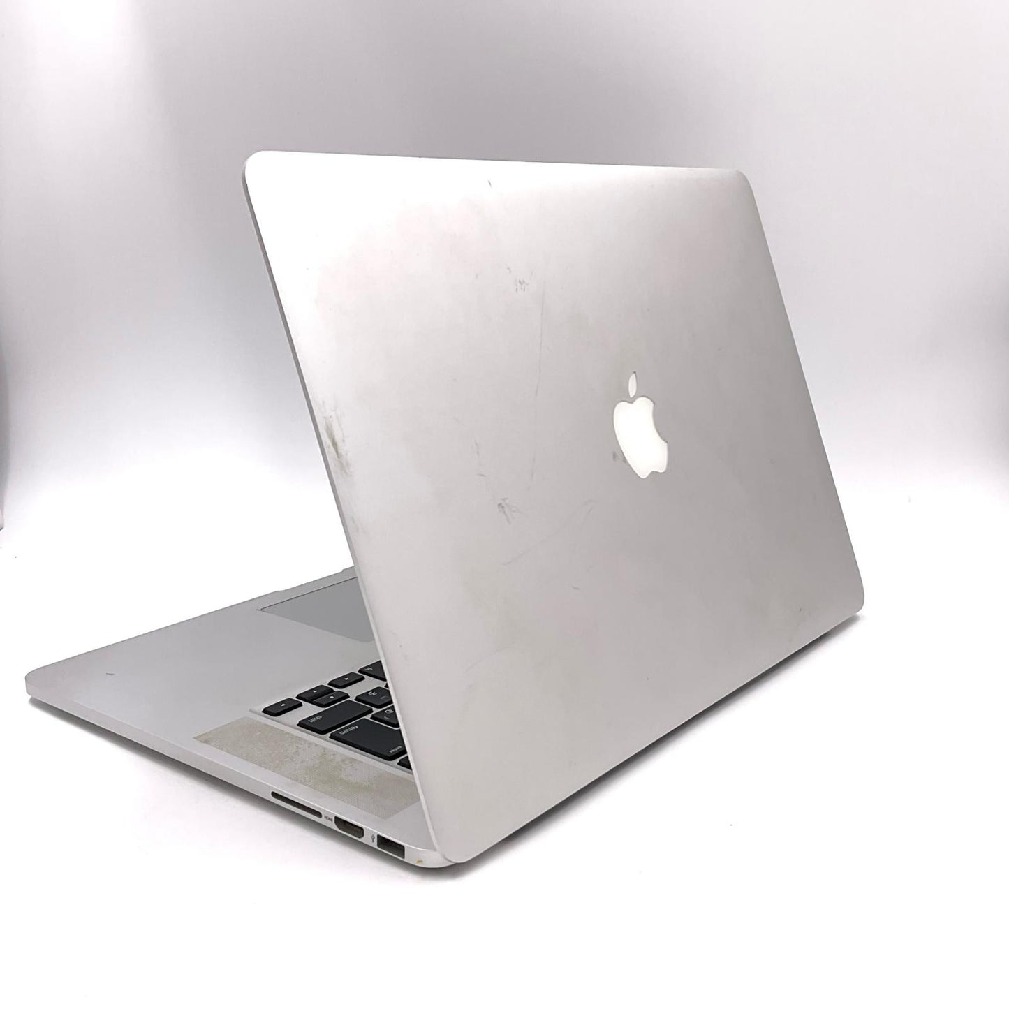 【最速発送】Apple MacBook Pro 15インチ 2013 2GHz Intel Core i7 8GB SSD 256GB 94%【難有】