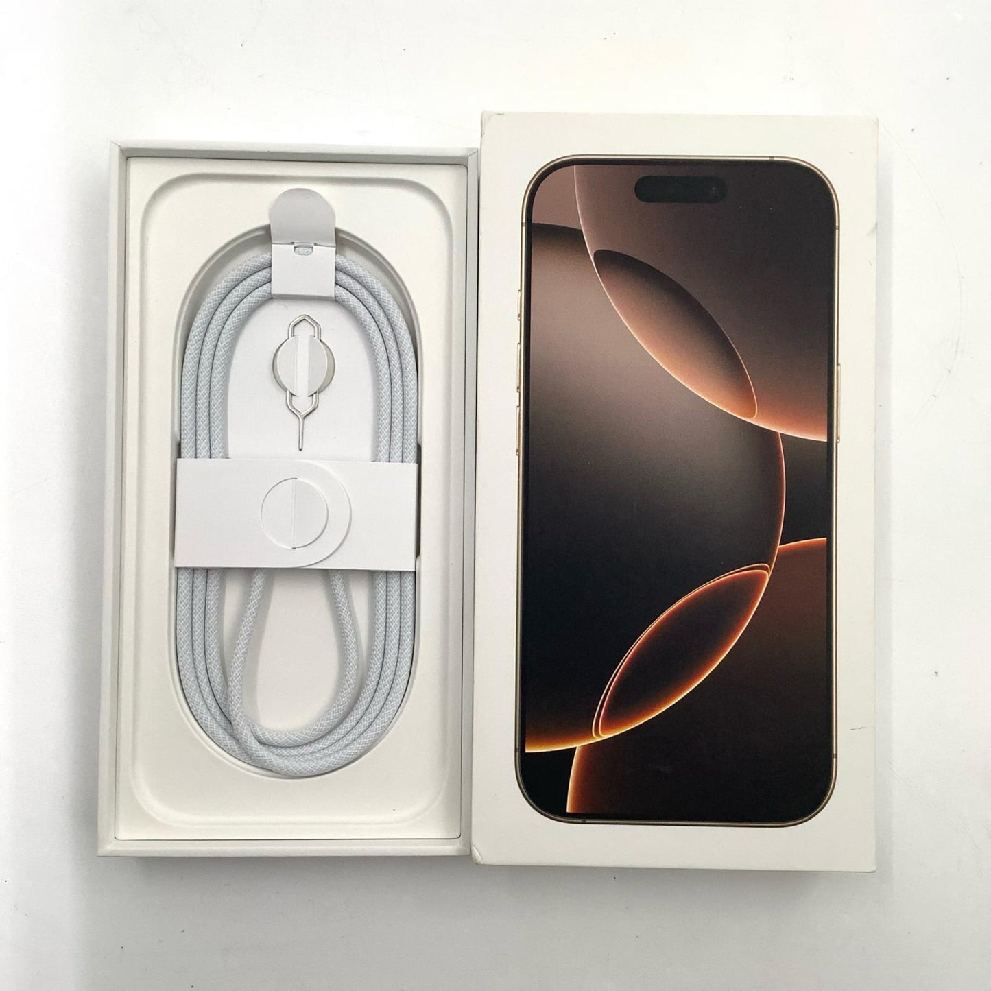 【全額返金保証】【最速発送】Apple iPhone iPhone 16 Pro 128GB デザートチタニウム SIMフリー 白ロム 超美品 動作確認済 98%