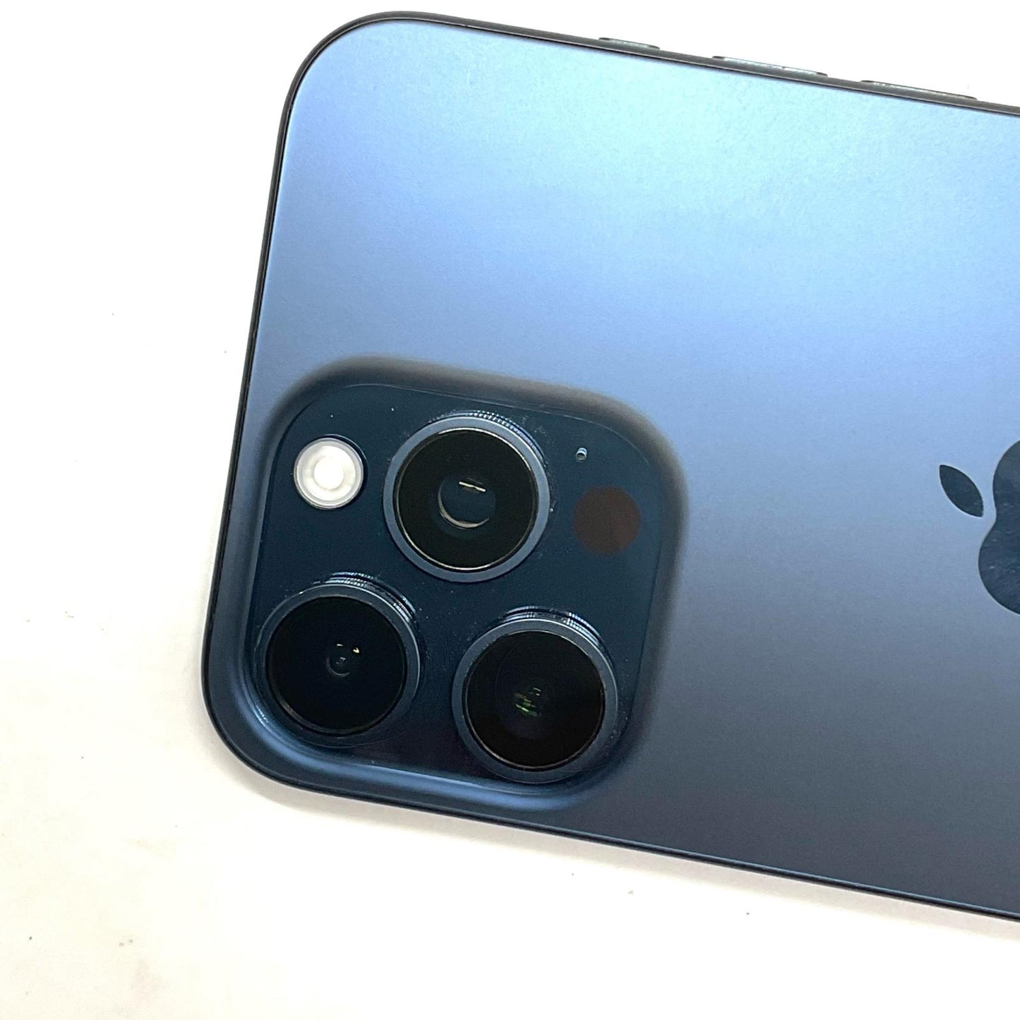 【全額返金保証】【最速発送】Apple iPhone iPhone 15 Pro Max 256GB ブルー SIMフリー 白ロム 動作確認済 84%