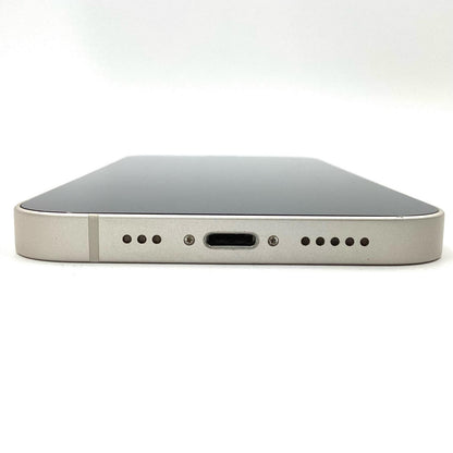 【全額返金保証】【最速発送】Apple iPhone iPhone 13 256GB スターライト docomo SIMフリー 白ロム 動作確認済 72%