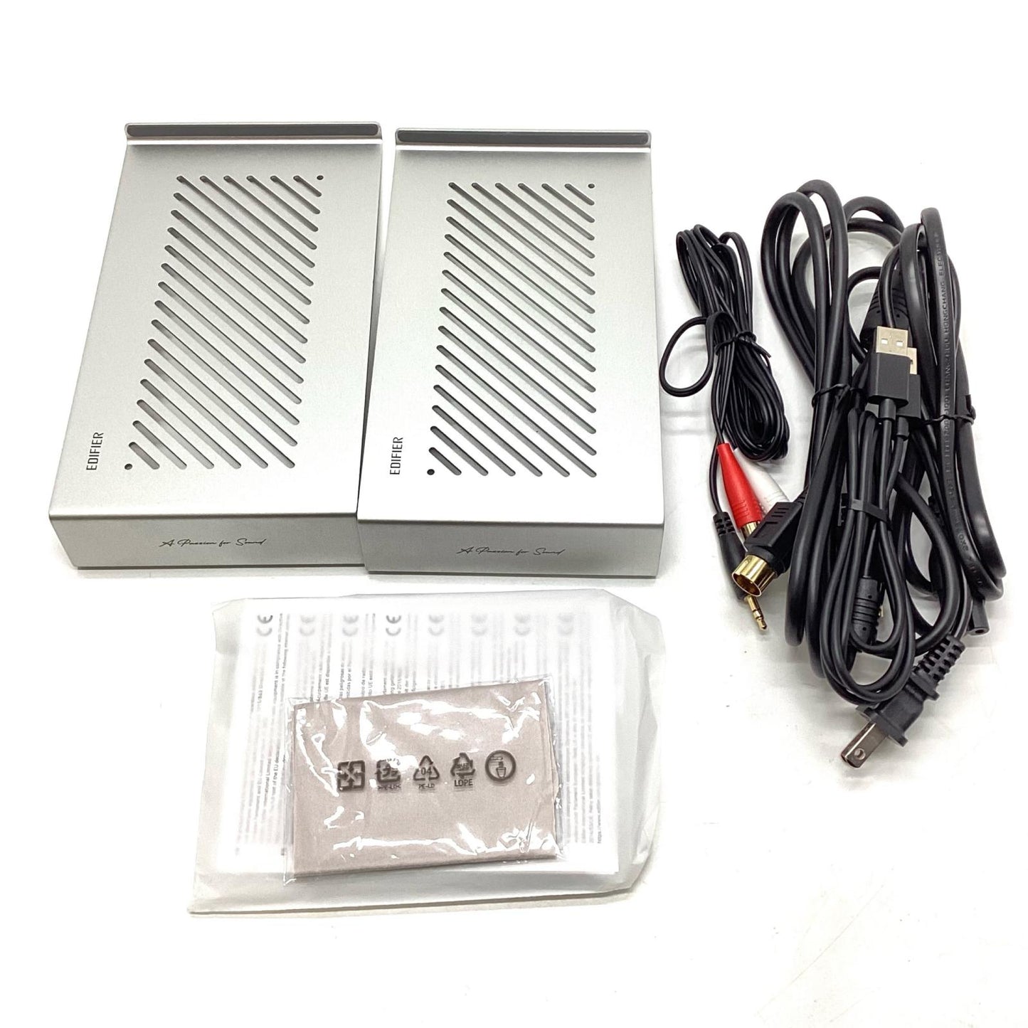 【全額返金保証】【最速発送】EDIFIER Multimedia Speaker QR65 美品 動作確認済