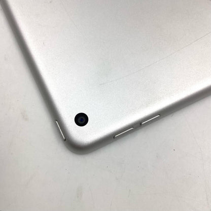 【全額返金保証】【最速発送】Apple iPad iPad 10.2インチ 第9世代 64GB シルバー Wi-Fi 動作確認済