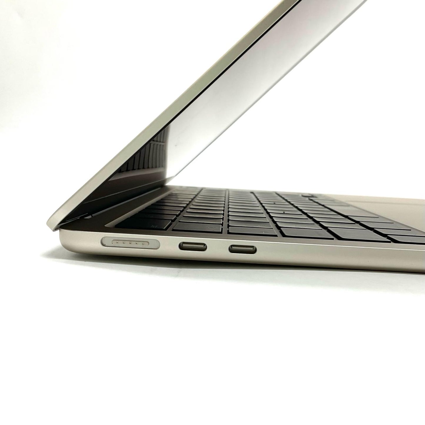 【全額返金保証】【最速発送】Apple MacBook Air 13.6インチ 2022 Apple M2 8GB SSD 256GB スターライト 100% 動作確認済