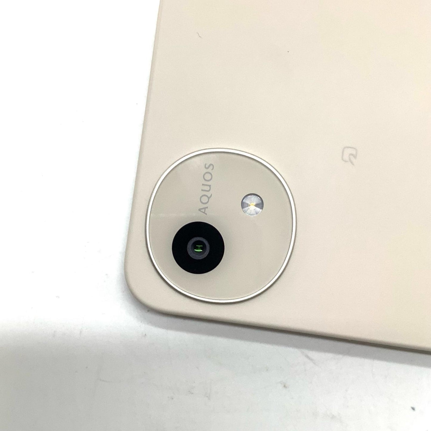 【全額返金保証】【最速発送】SHARP AQUOS wish 4 64GB ホワイト docomo SH-52E 白ロム 超美品 動作確認済