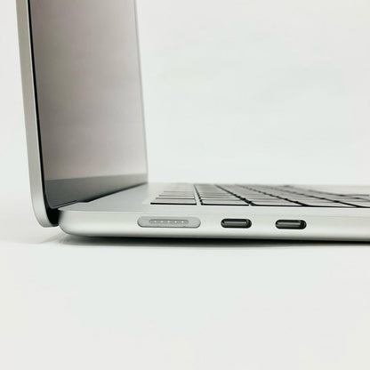 【全額返金保証】【最速発送】Apple MacBook Air 15.3インチ 2024 Apple M3 16GB SSD 256GB シルバー 93% 美品 動作確認済