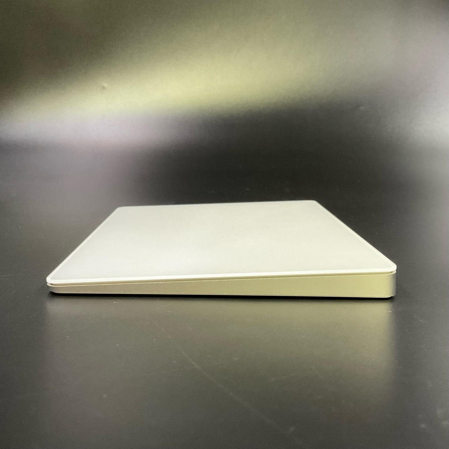 【全額返金保証】【最速発送】Apple Magic Trackpad 2 MJ2R2J/A [シルバー] A1535 動作確認済