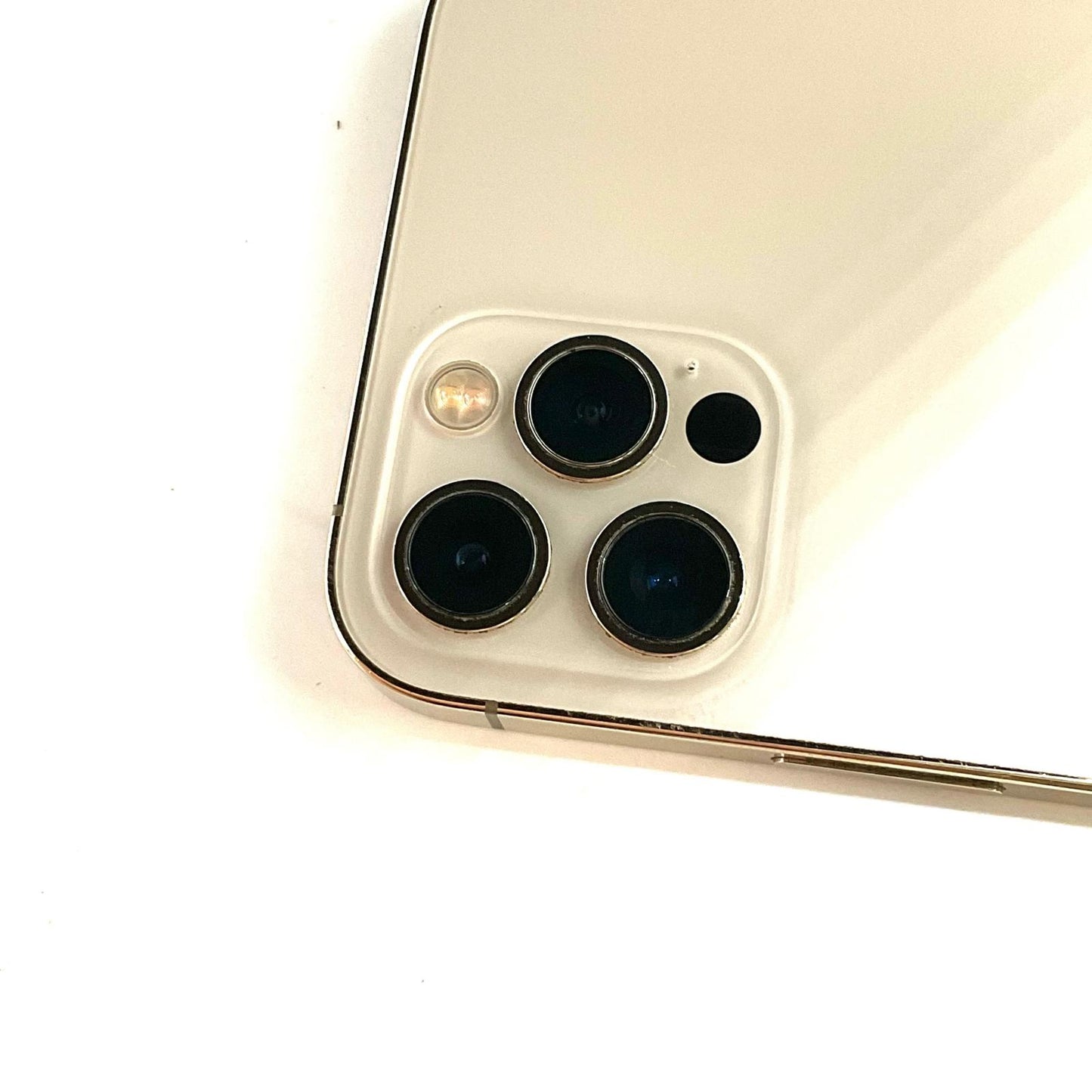 【全額返金保証】【最速発送】Apple iPhone iPhone 12 Pro 128GB ゴールド Softbank SIMフリー 白ロム 動作確認済 72%