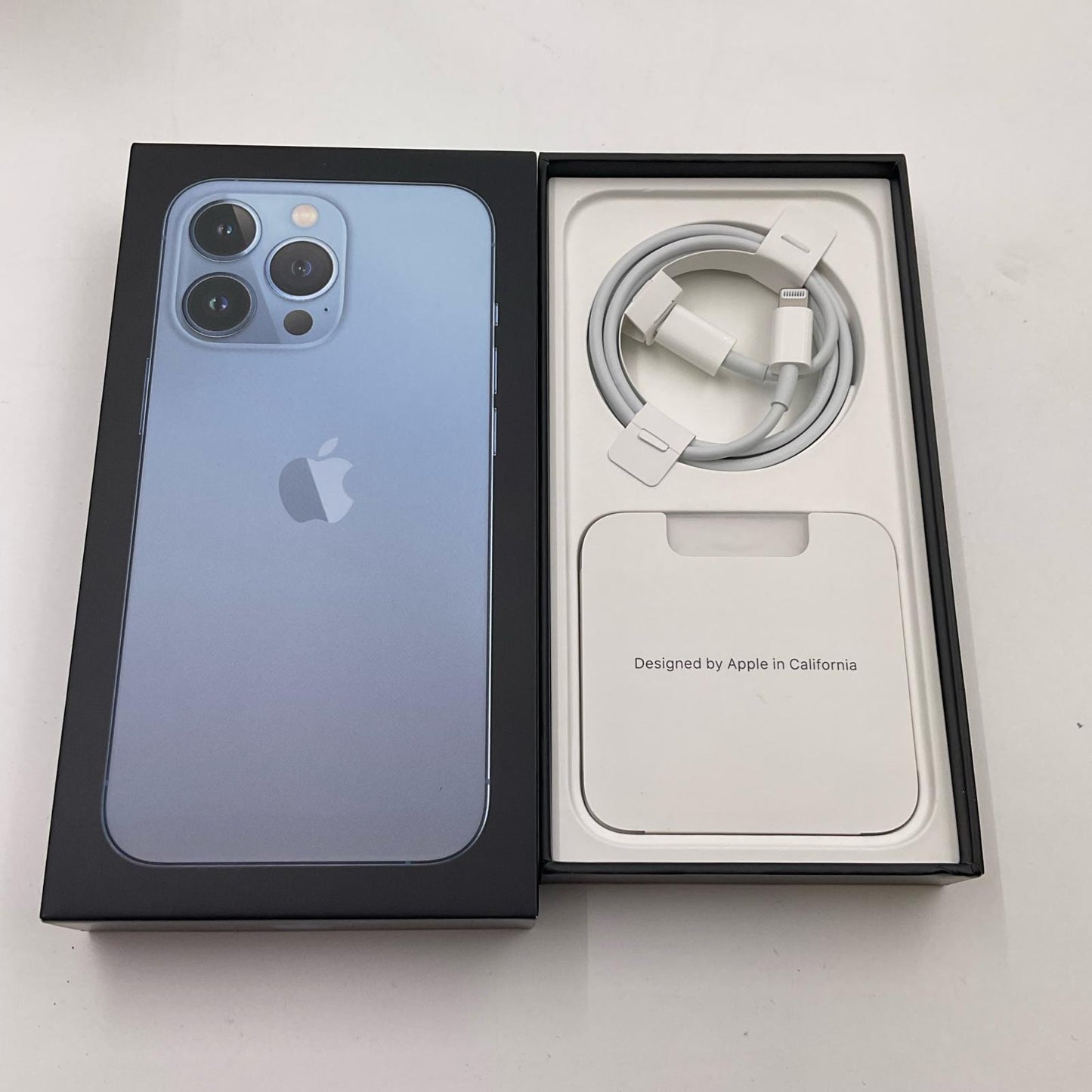 【全額返金保証】【最速発送】Apple iPhone iPhone 13 Pro 256GB シエラブルー au 白ロム 動作確認済 100%