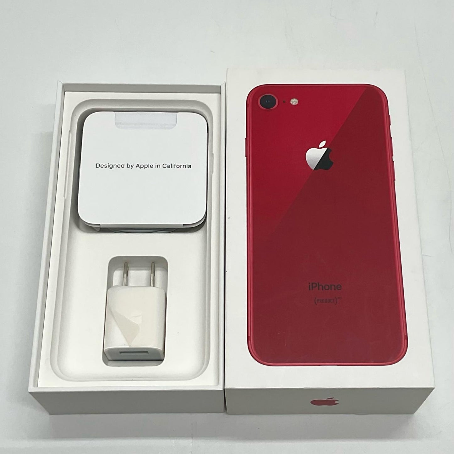 【全額返金保証】【最速発送】Apple iPhone iPhone SE（第3世代） 64GB (PRODUCT)RED docomo SIMフリー 白ロム 美品 動作確認済 88%