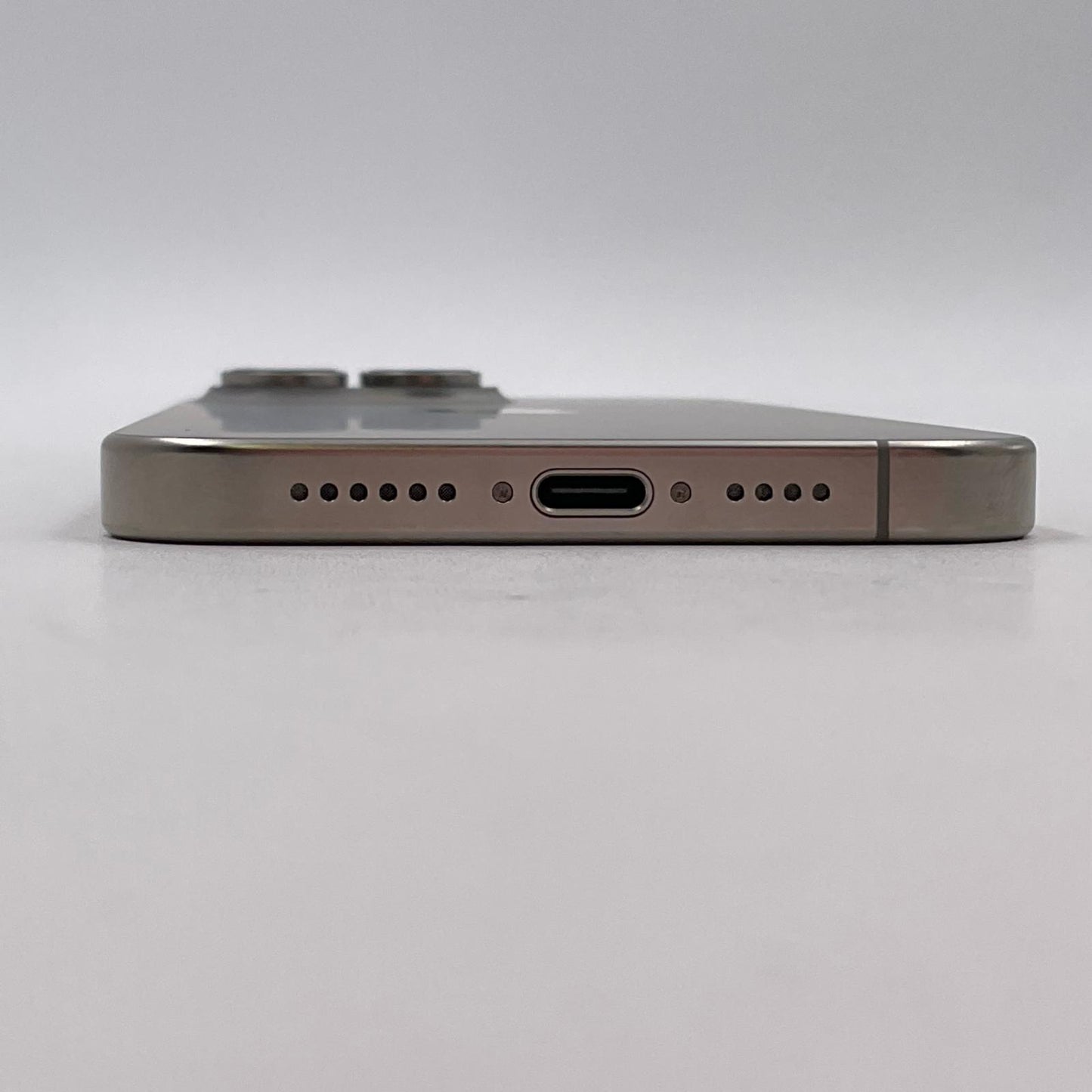 【全額返金保証】【最速発送】Apple iPhone iPhone 15 Pro Max 256GB ナチュラルチタニウム SIMフリー 美品 動作確認済 88%