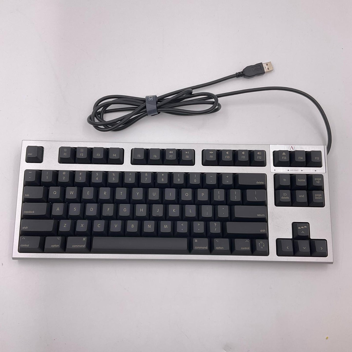 【全額返金保証】【最速発送】東プレ REALFORCE TKL for Mac R2TLSA-US3M-BK 美品 動作確認済