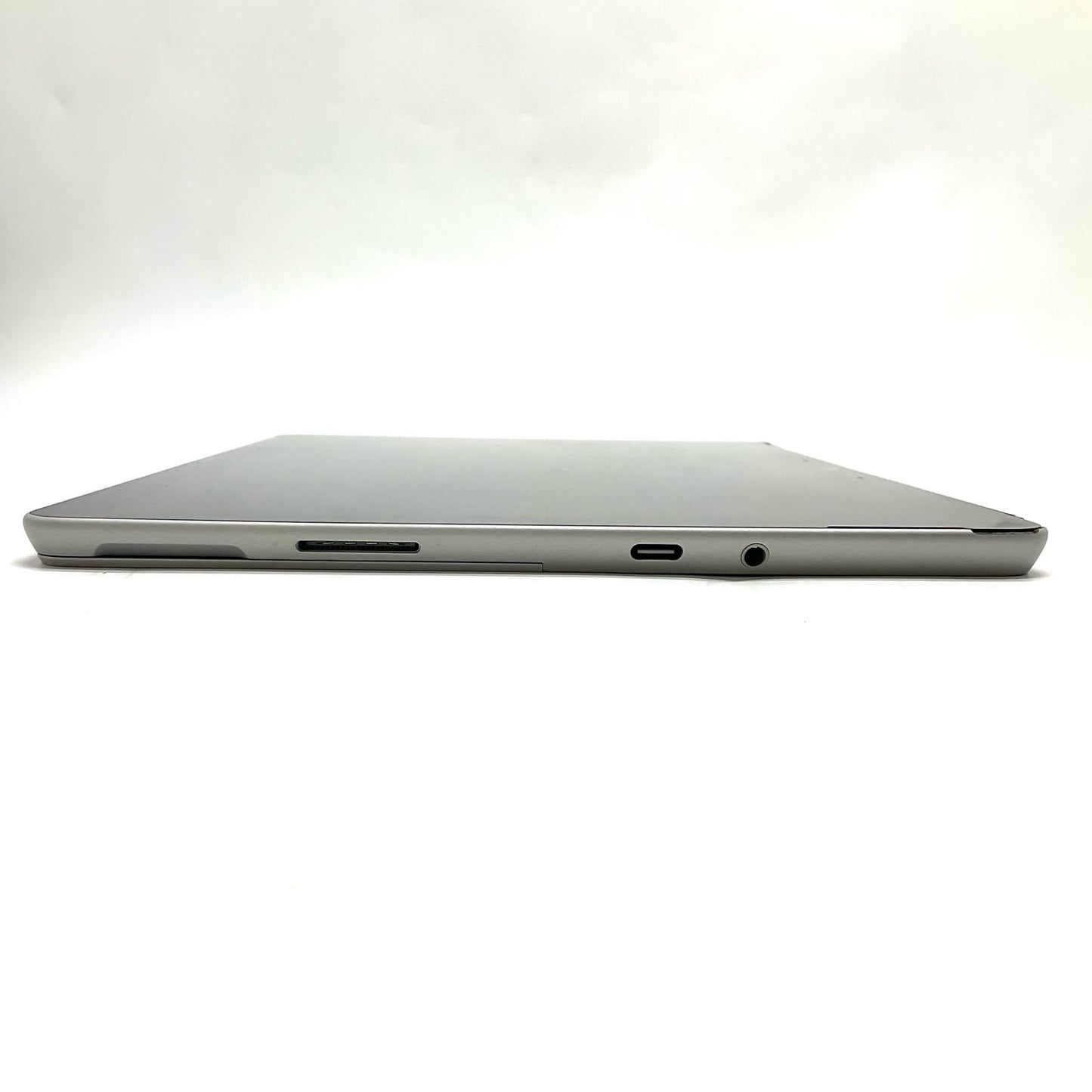 【全額返金保証】【最速発送】Microsoft Surface Go 3 1926 Intel(R) Pentium(R) CPU GOLD 6500Y @ 1.10GHz 1.61GHz 4GB eMMC 64GB 96.88% 美品 動作確認済