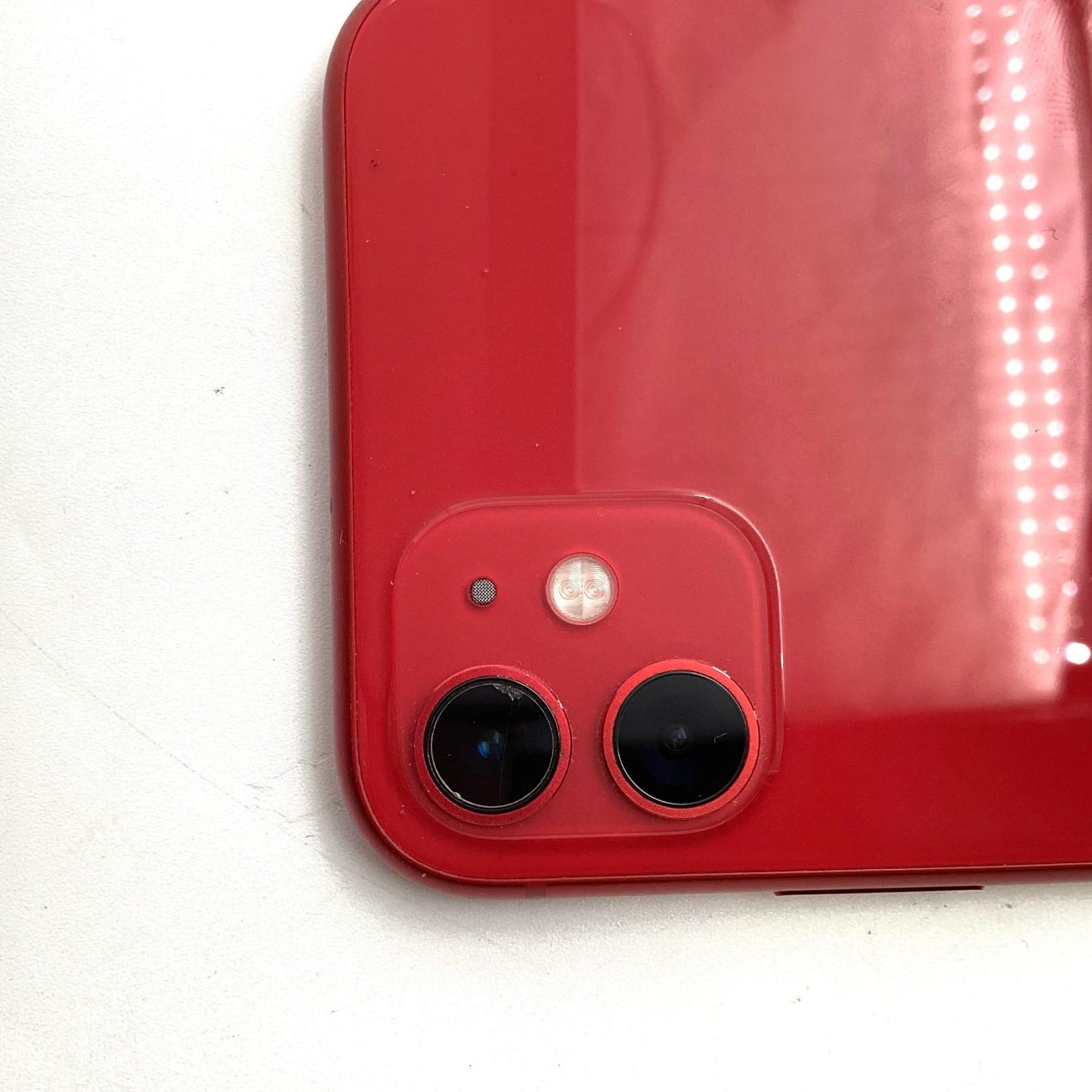 【全額返金保証】【最速発送】Apple iPhone iPhone 11 128GB (PRODUCT)RED docomo 白ロム 動作確認済 71%