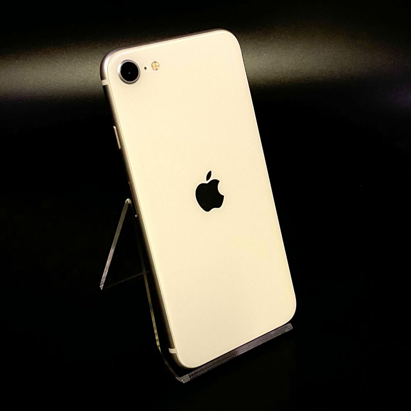 【全額返金保証】【最速発送】Apple iPhone iPhone SE（第3世代） 64GB スターライト Softbank 白ロム 動作確認済 78%