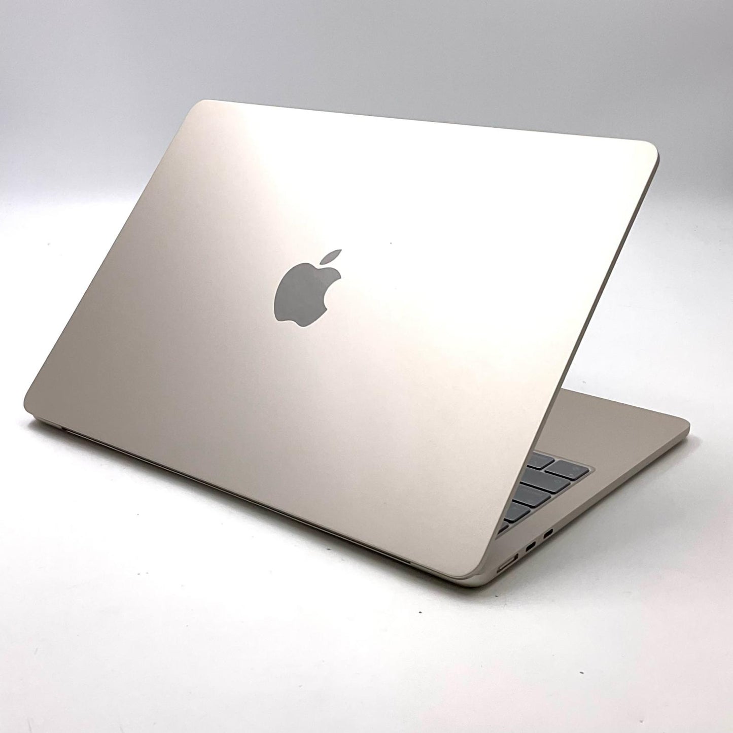 【全額返金保証】【最速発送】Apple MacBook Air 13インチ 2025 Apple M4 16GB M.2 SSD 256GB スターライト 100% 超美品 動作確認済