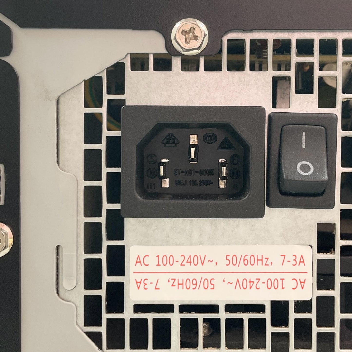 【全額返金保証】【最速発送】Diginnos i3-8100 8GB SSD 256GB HDD 1TB 動作確認済