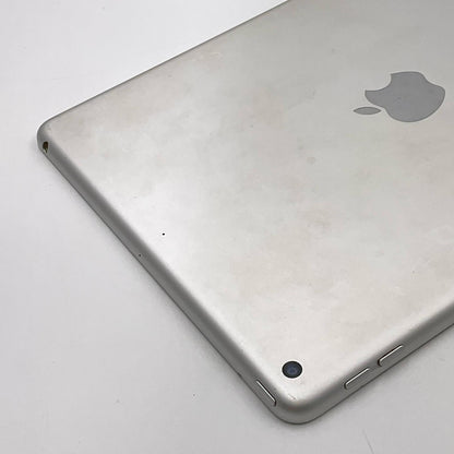 【最速発送】Apple iPad iPad 10.2インチ 第7世代 32GB シルバー Wi-Fi【難有】