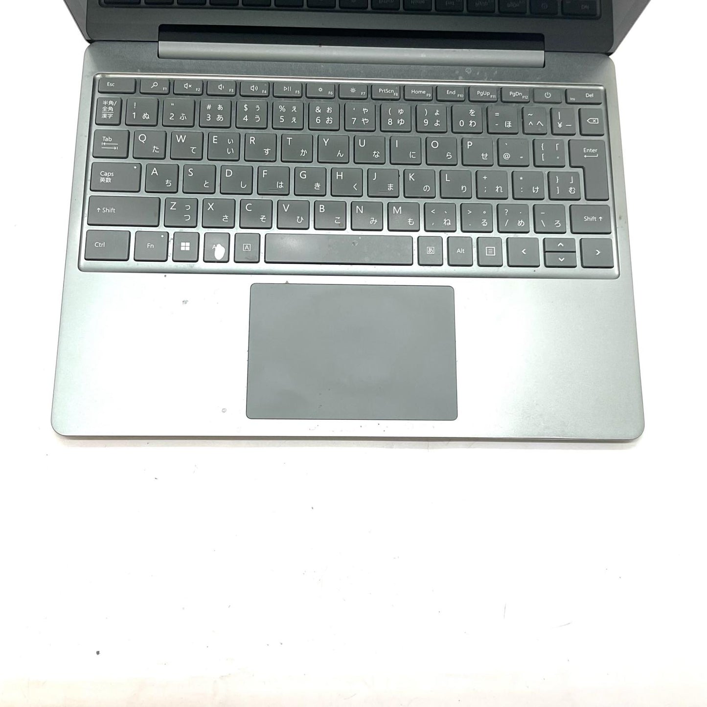 【全額返金保証】【最速発送】 Surface Laptop Go2 i5-1135G7 8GB M.2 SSD 128GB 95% 動作確認済