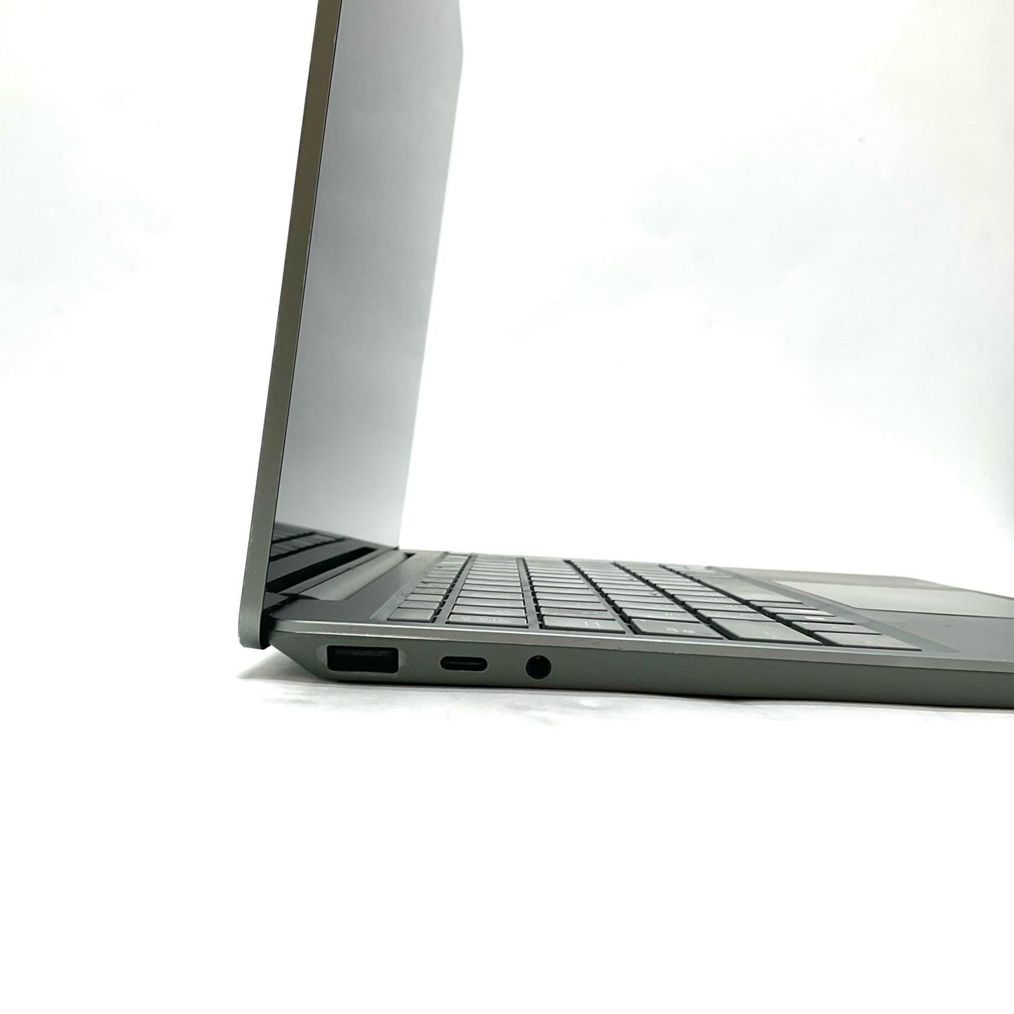 【全額返金保証】【最速発送】 Surface Laptop Go2 i5-1135G7 8GB M.2 SSD 128GB 95% 動作確認済