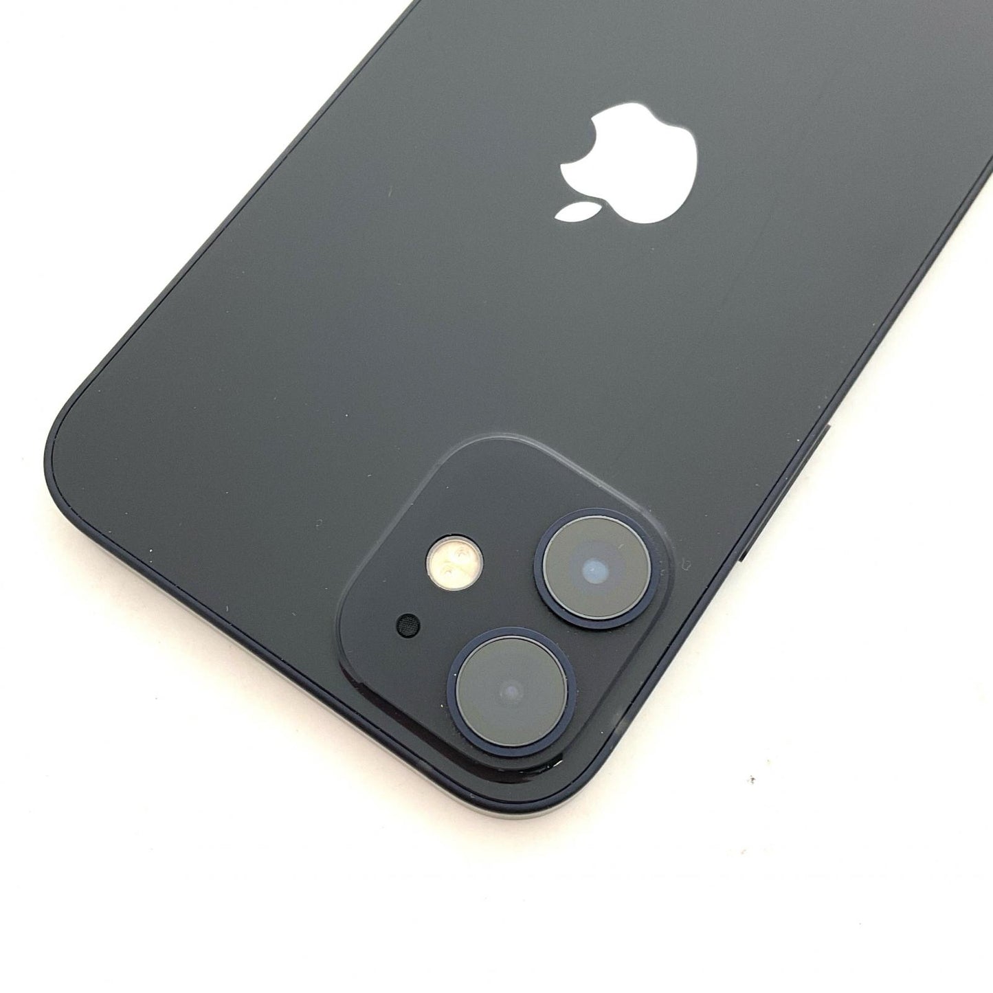 【全額返金保証】【最速発送】Apple iPhone iPhone 12 mini 64GB ブラック au 白ロム 動作確認済 74%