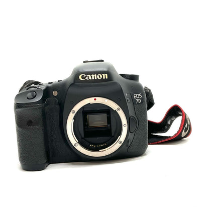 【最速発送】Canon デジタル一眼 EOS 7D ボディ ブラック【難有】