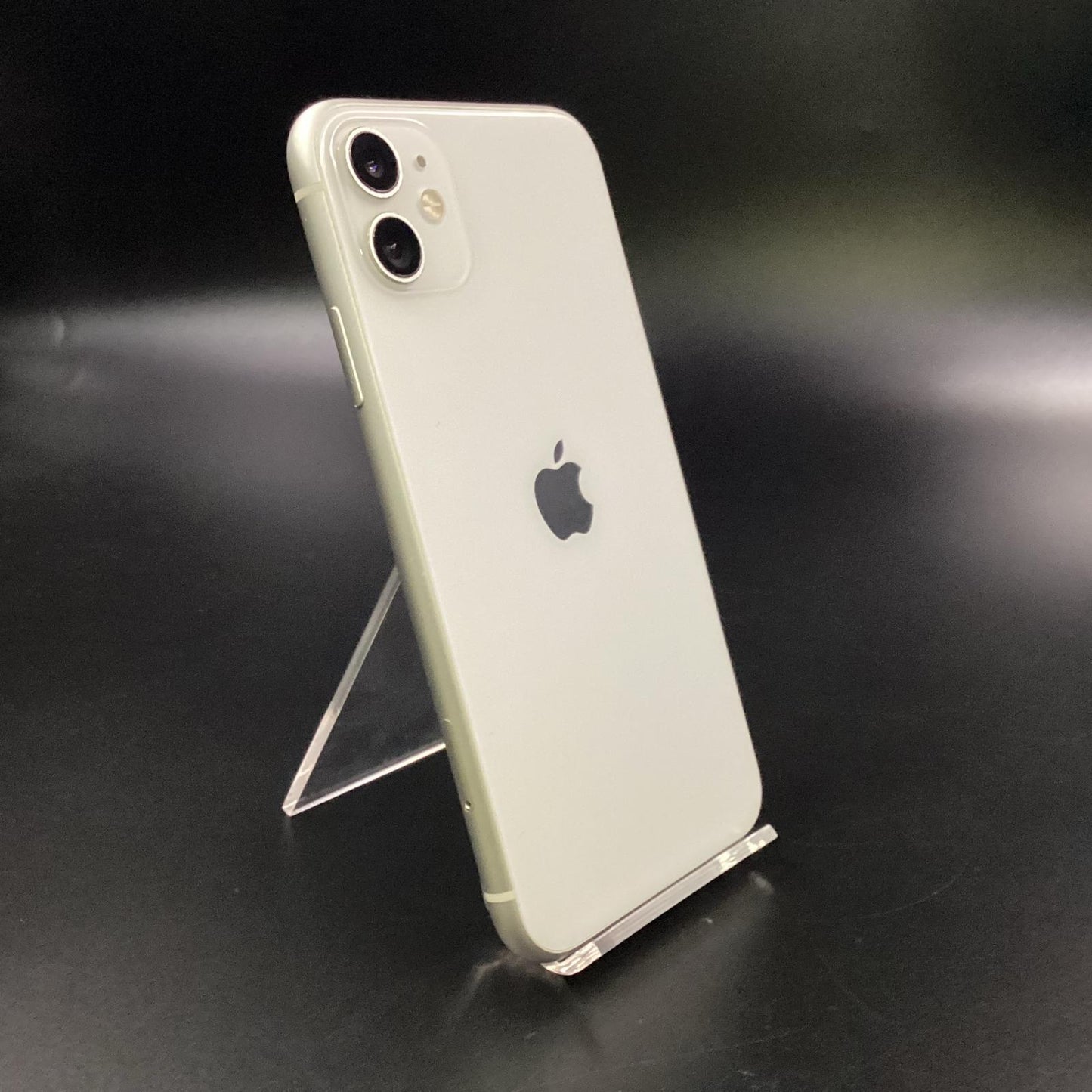 【全額返金保証】【最速発送】Apple iPhone iPhone 11 128GB ホワイト au 白ロム 動作確認済 87%