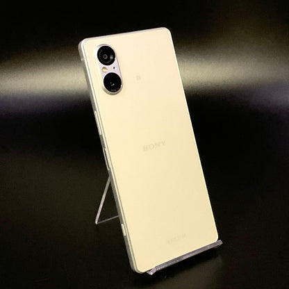 【全額返金保証】【最速発送】Sony Xperia 5 V 256GB プラチナシルバー SIMフリー XQ-DE44 白ロム 美品 動作確認済