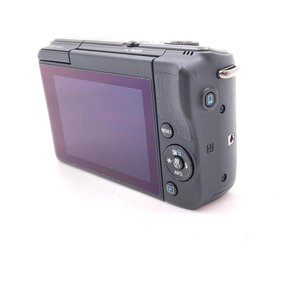 【全額返金保証】【最速発送】Canon デジタル一眼 EOS M10 ボディ [ブラック] 美品 動作確認済