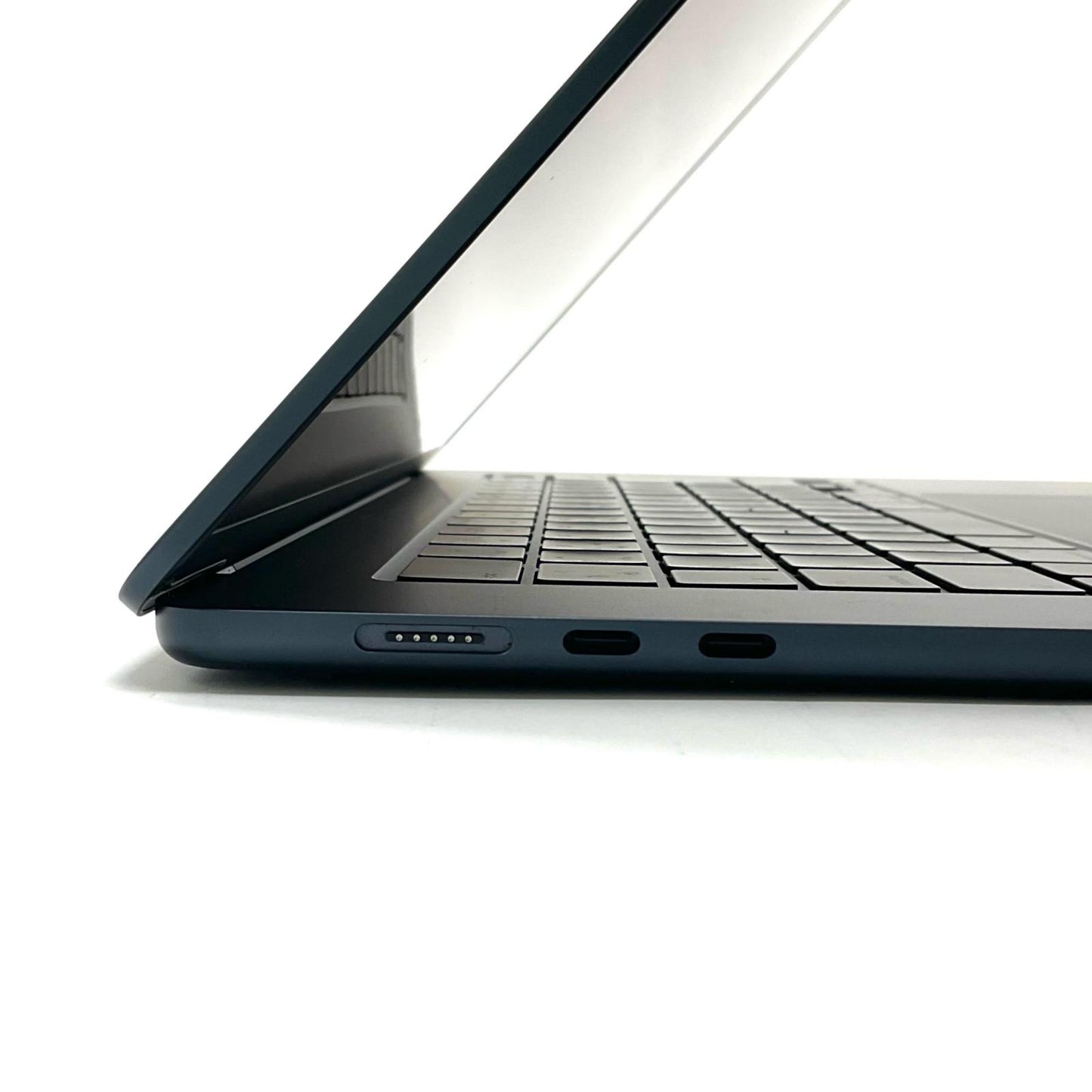 【全額返金保証】【最速発送】Apple MacBook Air 15.3インチ 2024 Apple M3 16GB SSD 512GB ミッドナイト 100% 美品 動作確認済