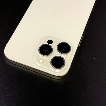 【最速発送】Apple iPhone iPhone 16 Pro Max 1TB ホワイトチタニウム au【難有】 93%