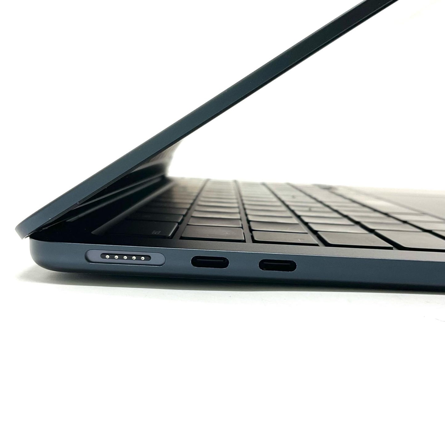 【全額返金保証】【最速発送】Apple MacBook Air 13.6インチ 2022 Apple M2 8GB M.2 SSD 256GB ミッドナイト 93% 美品 動作確認済