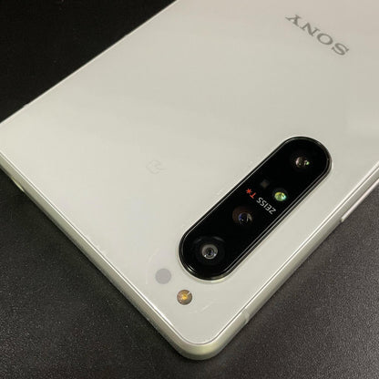 【全額返金保証】【最速発送】Sony Xperia 1 II 128GB ホワイト docomo SO-51A 白ロム 動作確認済