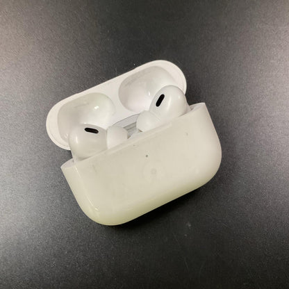 【全額返金保証】【最速発送】Apple AirPods Pro 2 MagSafe充電ケース（USB-C）付 動作確認済