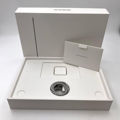 【全額返金保証】【最速発送】Apple MacBook Air 13インチ 2024 Apple M3 8GB SSD 512GB スペースグレイ 95% 動作確認済