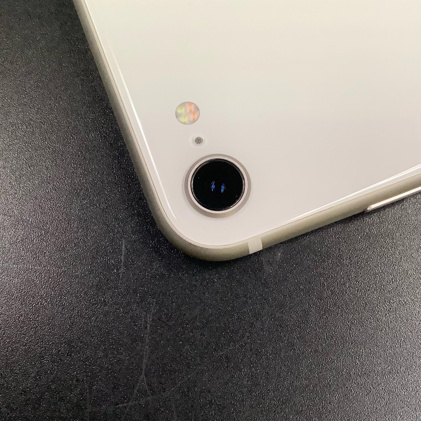 【全額返金保証】【最速発送】Apple iPhone iPhone SE（第3世代） 128GB スターライト 楽天モバイル SIMフリー 動作確認済 77%