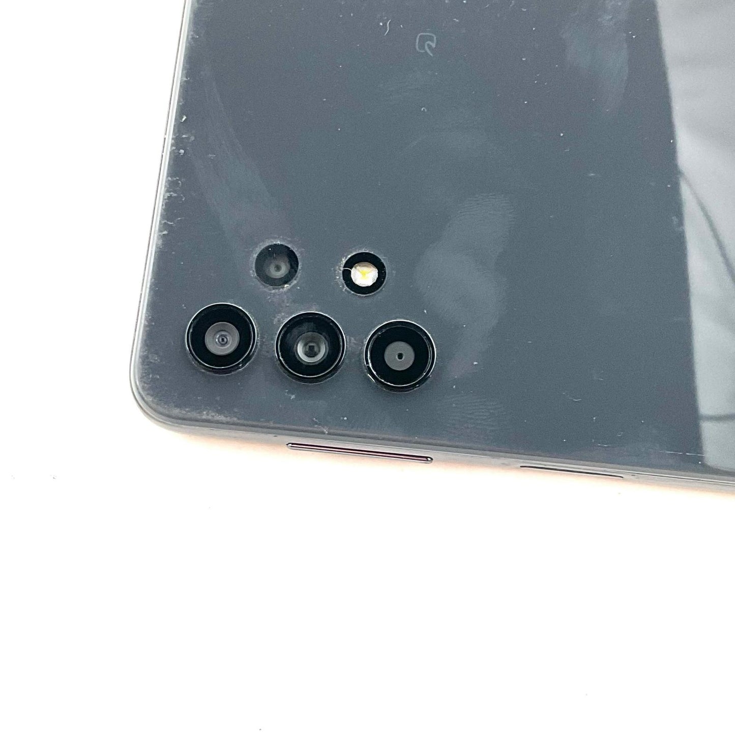 【全額返金保証】【最速発送】SAMSUNG Galaxy A32 5G 64GB オーサムブラック au SCG08 白ロム 動作確認済