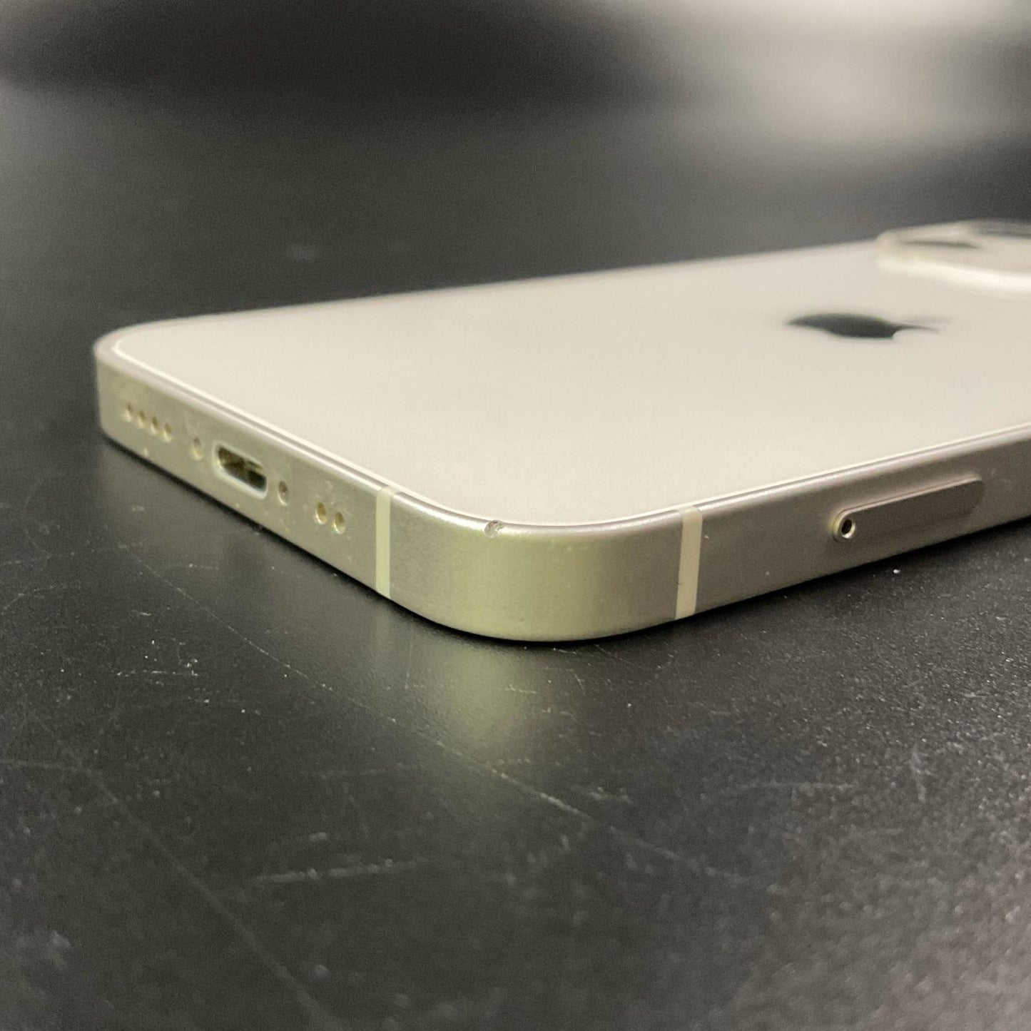 【全額返金保証】【最速発送】Apple iPhone iPhone 12 mini 128GB ホワイト au SIMフリー 白ロム 動作確認済 73%