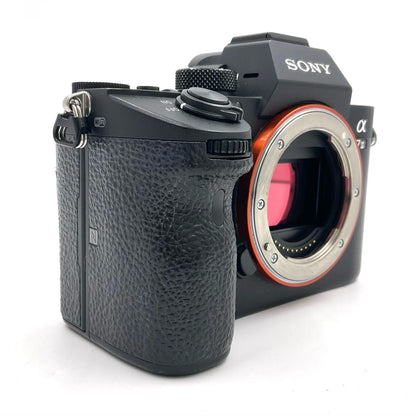 【全額返金保証】【最速発送】Sony デジタル一眼 α7 III ILCE-7M3 ボディ ブラック 動作確認済