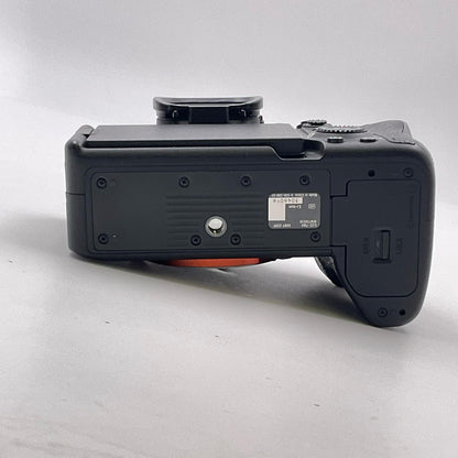 【全額返金保証】【最速発送】Sony デジタル一眼 α7 IV ILCE-7M4 ボディ ブラック 動作確認済