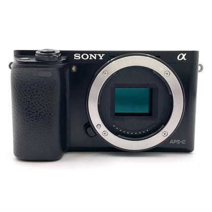 【最速発送】Sony デジタル一眼 α6000 ILCE-6000 ボディ ブラック【難有】