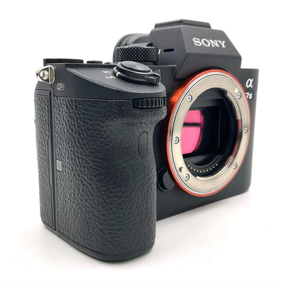 【全額返金保証】【最速発送】Sony デジタル一眼 α7 III ILCE-7M3 ボディ ブラック 動作確認済