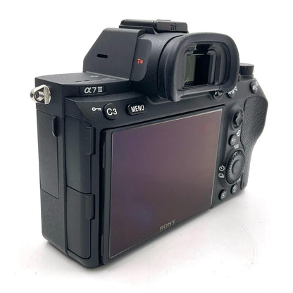 【全額返金保証】【最速発送】Sony デジタル一眼 α7 III ILCE-7M3 ボディ ブラック 動作確認済