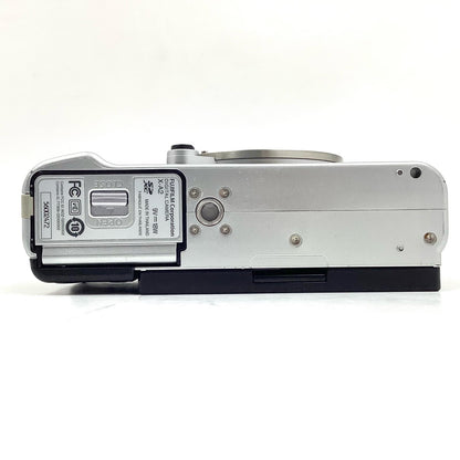 【全額返金保証】【最速発送】FUJIFILM デジタル一眼 X-A2 ボディ シルバー 動作確認済