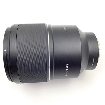 【全額返金保証】【最速発送】SAMYANG AF 135mm F1.8 FE 美品 動作確認済