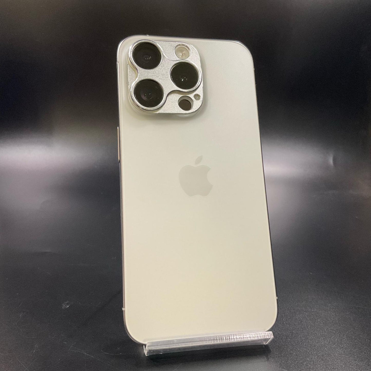 【全額返金保証】【最速発送】Apple iPhone iPhone 15 Pro 256GB ホワイトチタニウム SIMフリー 美品 動作確認済 83%